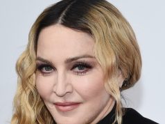 Após infeção grave, Madonna é fotografada pela primeira vez. VEJA